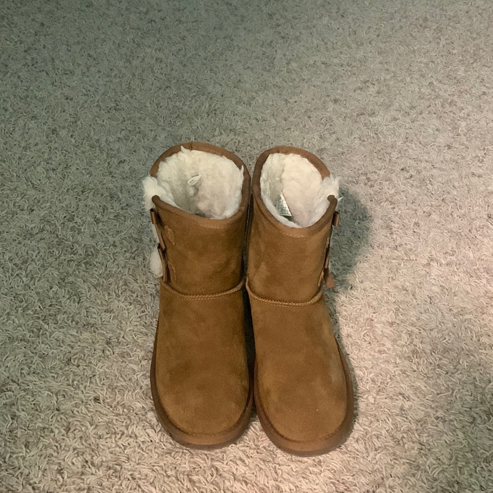 Koolaburra by Ugg boots